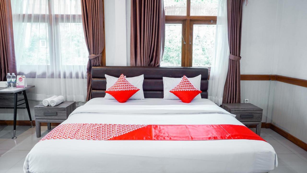 Oyo 1209 Tirtasari Nice Guesthouse 반둥 외부 사진