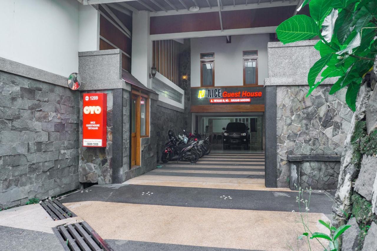 Oyo 1209 Tirtasari Nice Guesthouse 반둥 외부 사진