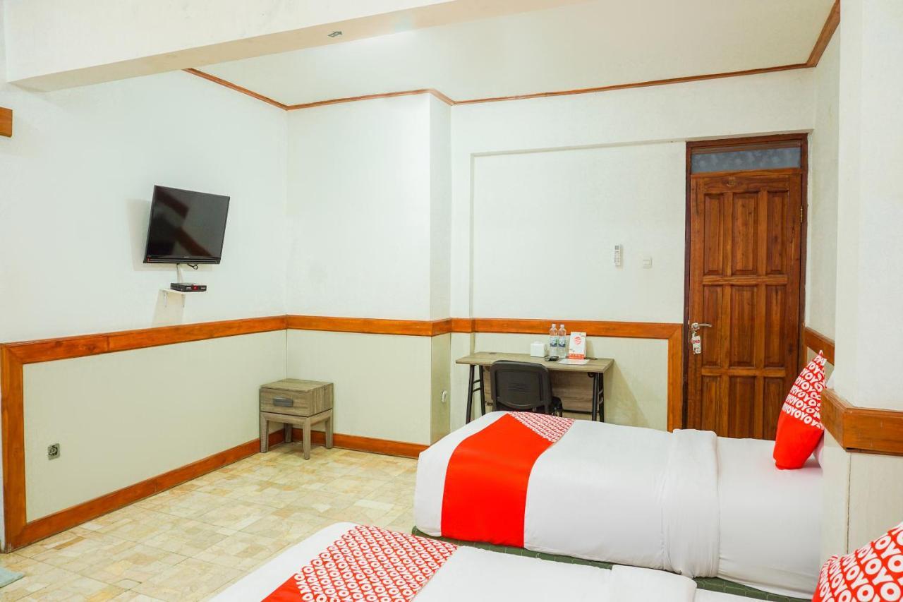 Oyo 1209 Tirtasari Nice Guesthouse 반둥 외부 사진