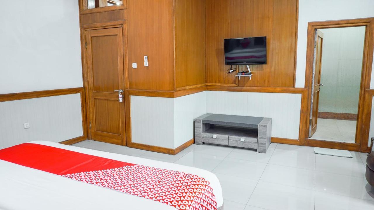 Oyo 1209 Tirtasari Nice Guesthouse 반둥 외부 사진