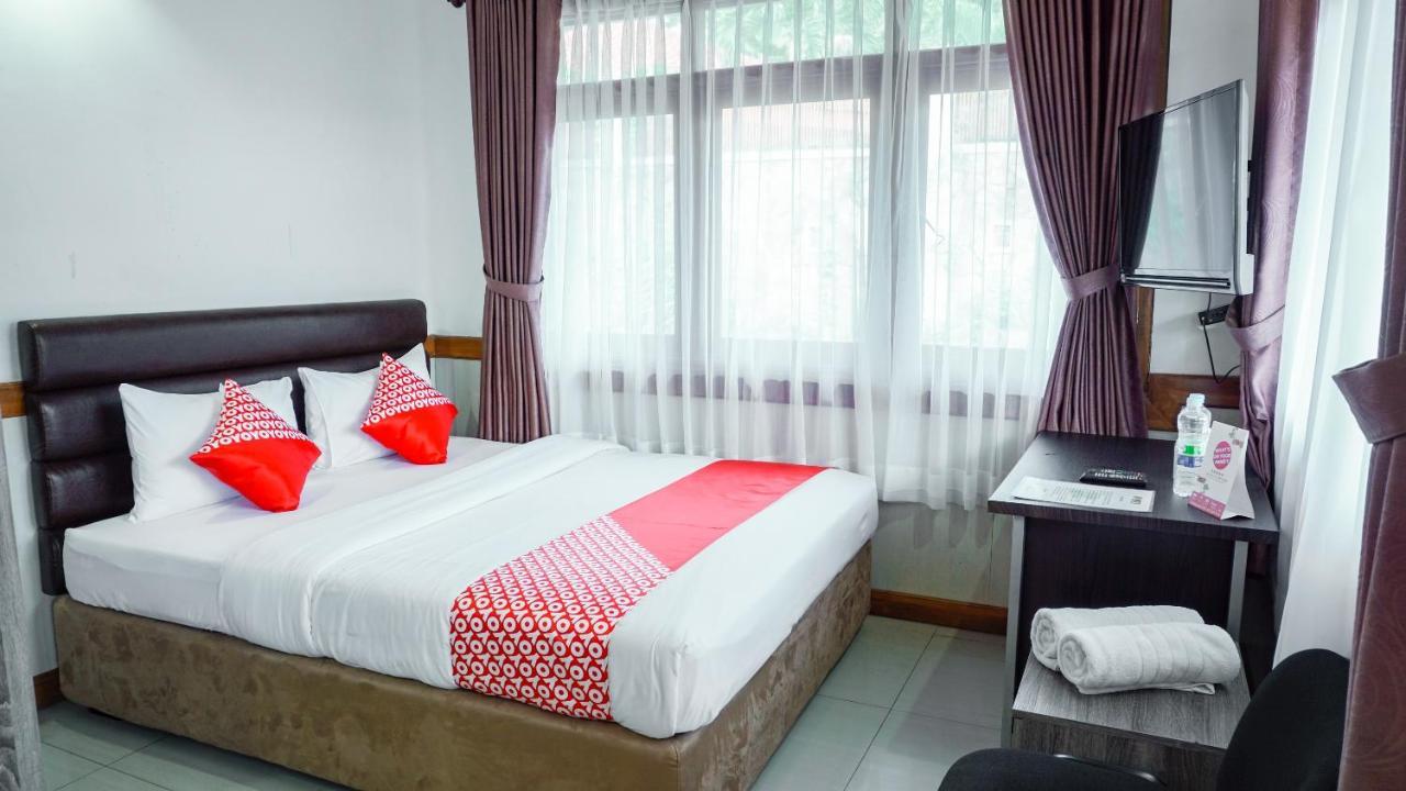 Oyo 1209 Tirtasari Nice Guesthouse 반둥 외부 사진
