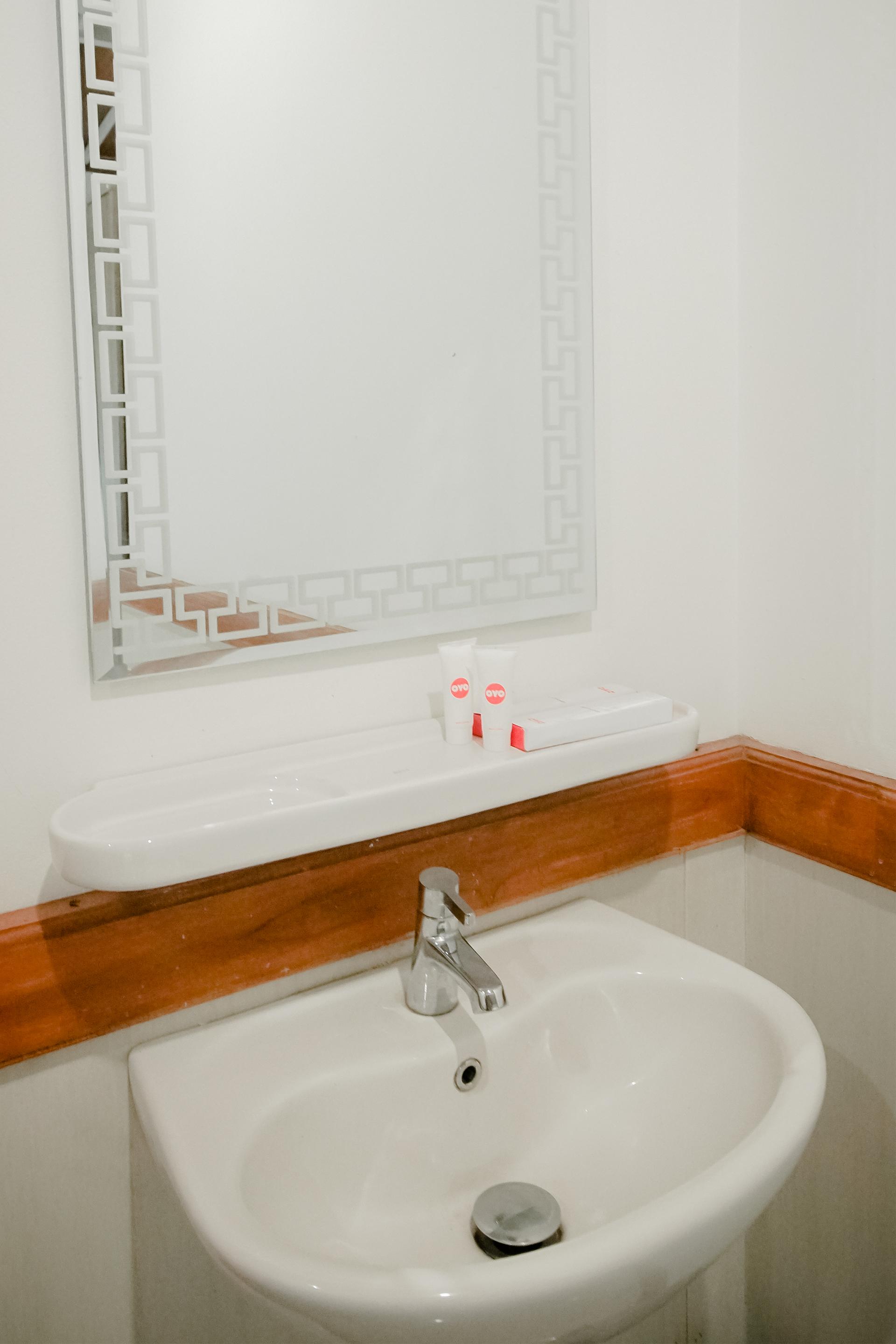 Oyo 1209 Tirtasari Nice Guesthouse 반둥 외부 사진