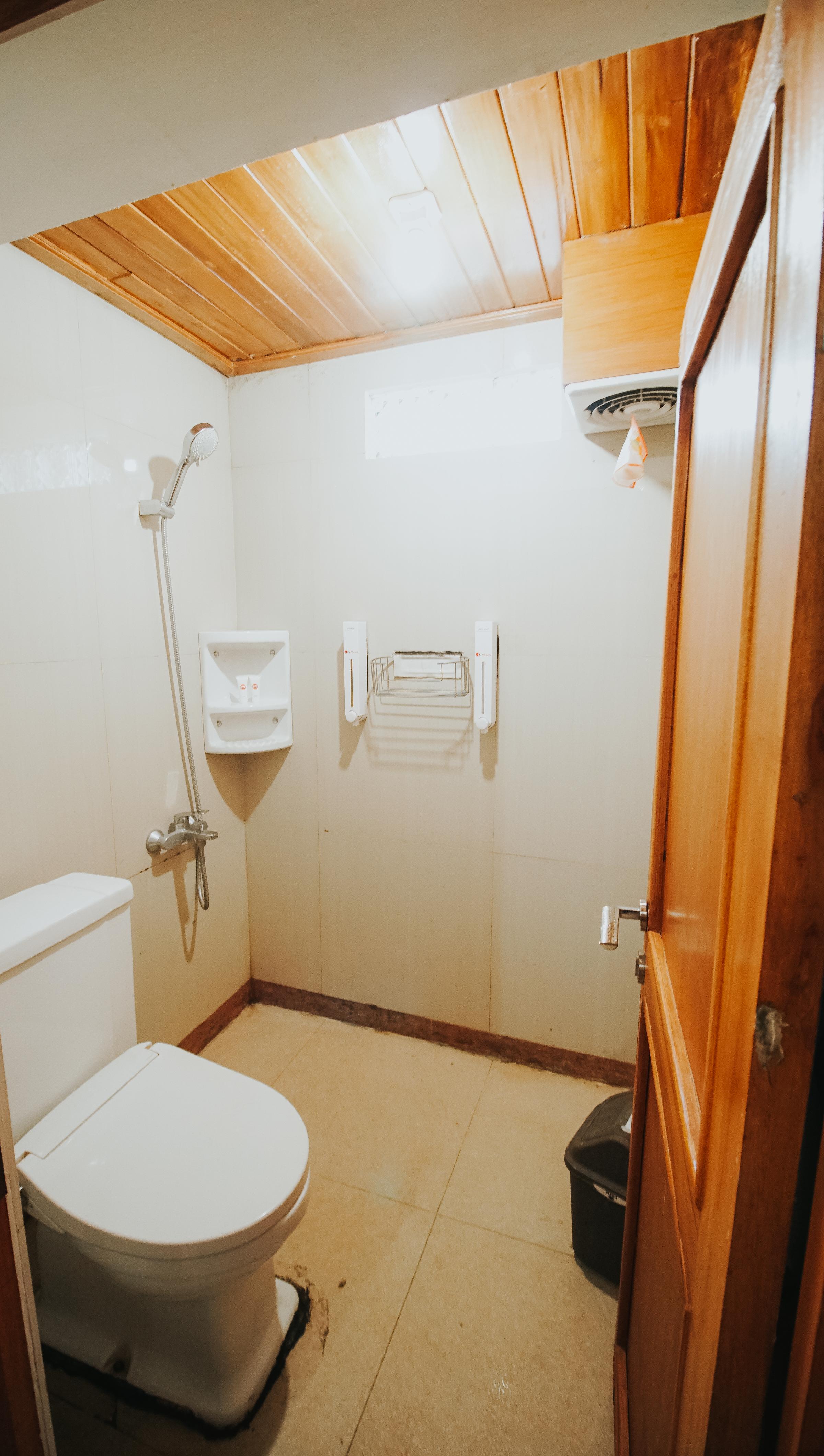 Oyo 1209 Tirtasari Nice Guesthouse 반둥 외부 사진