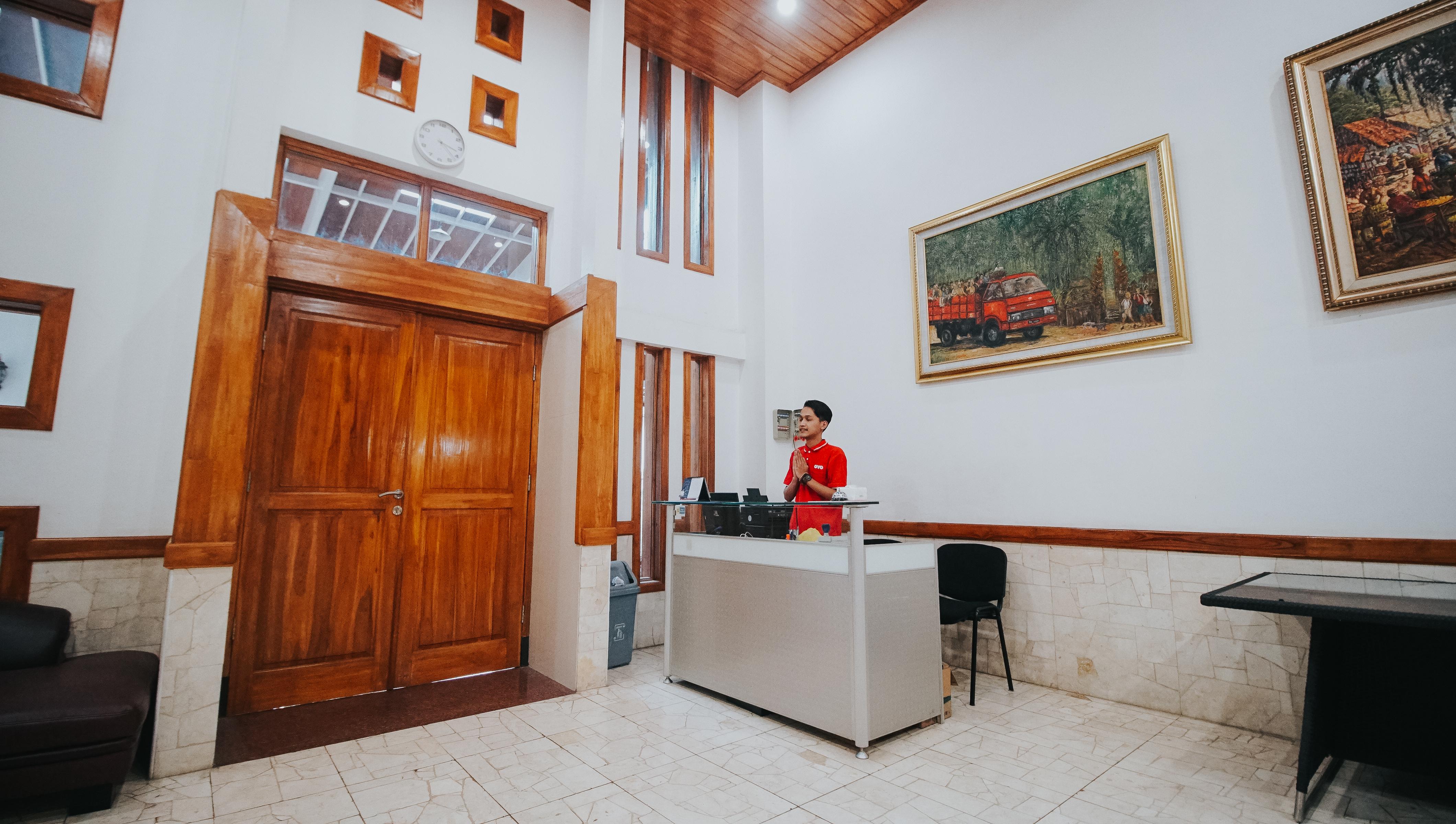 Oyo 1209 Tirtasari Nice Guesthouse 반둥 외부 사진